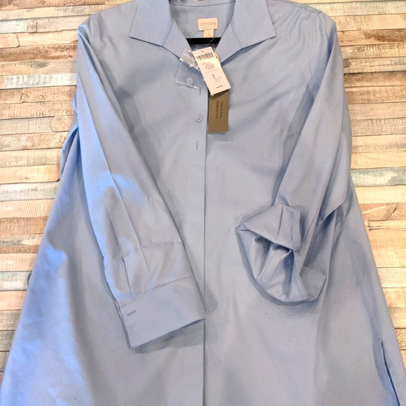 Blue button front blouse - Picture 1 of 2